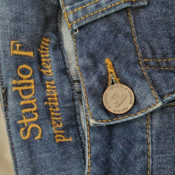 Pants - Picture 5 of 5